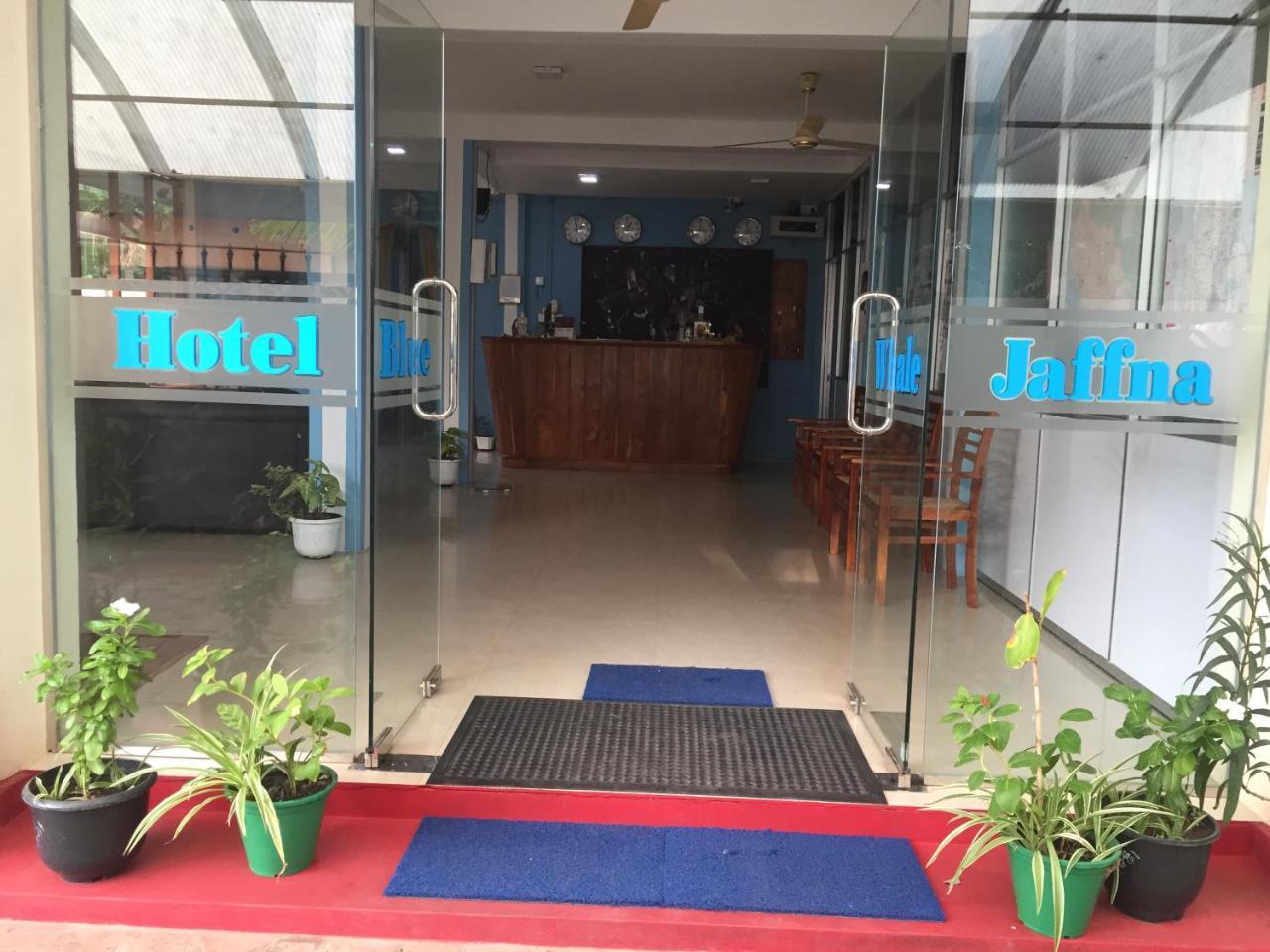 Hotel Blue Whale Jaffna Exterior foto